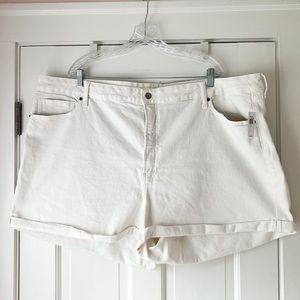 NWT Old Navy White Jean Shorts, Size 26